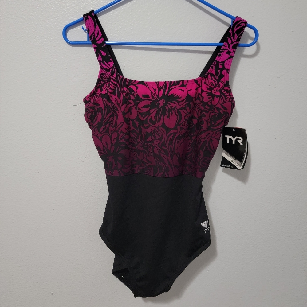 TYR one piece
